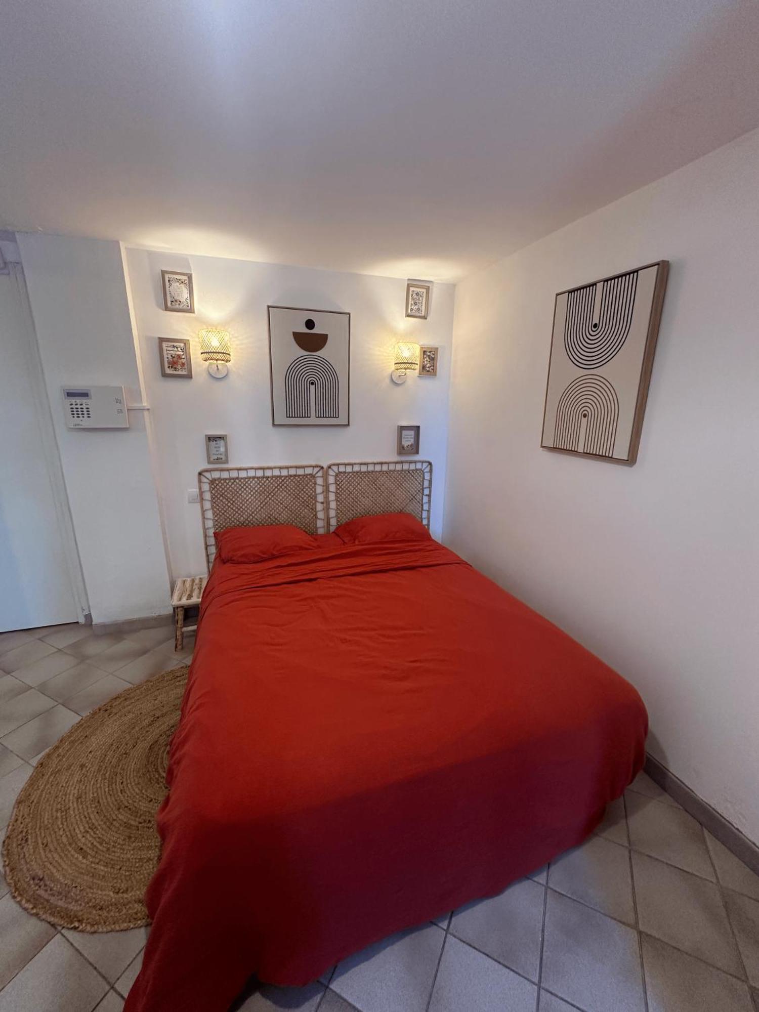 Apartment 4/6 Personnes, Jardin, Terrasse, Vue La Londe-les-Maures